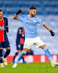  曼城女足创历史，首夺英超联赛冠军  